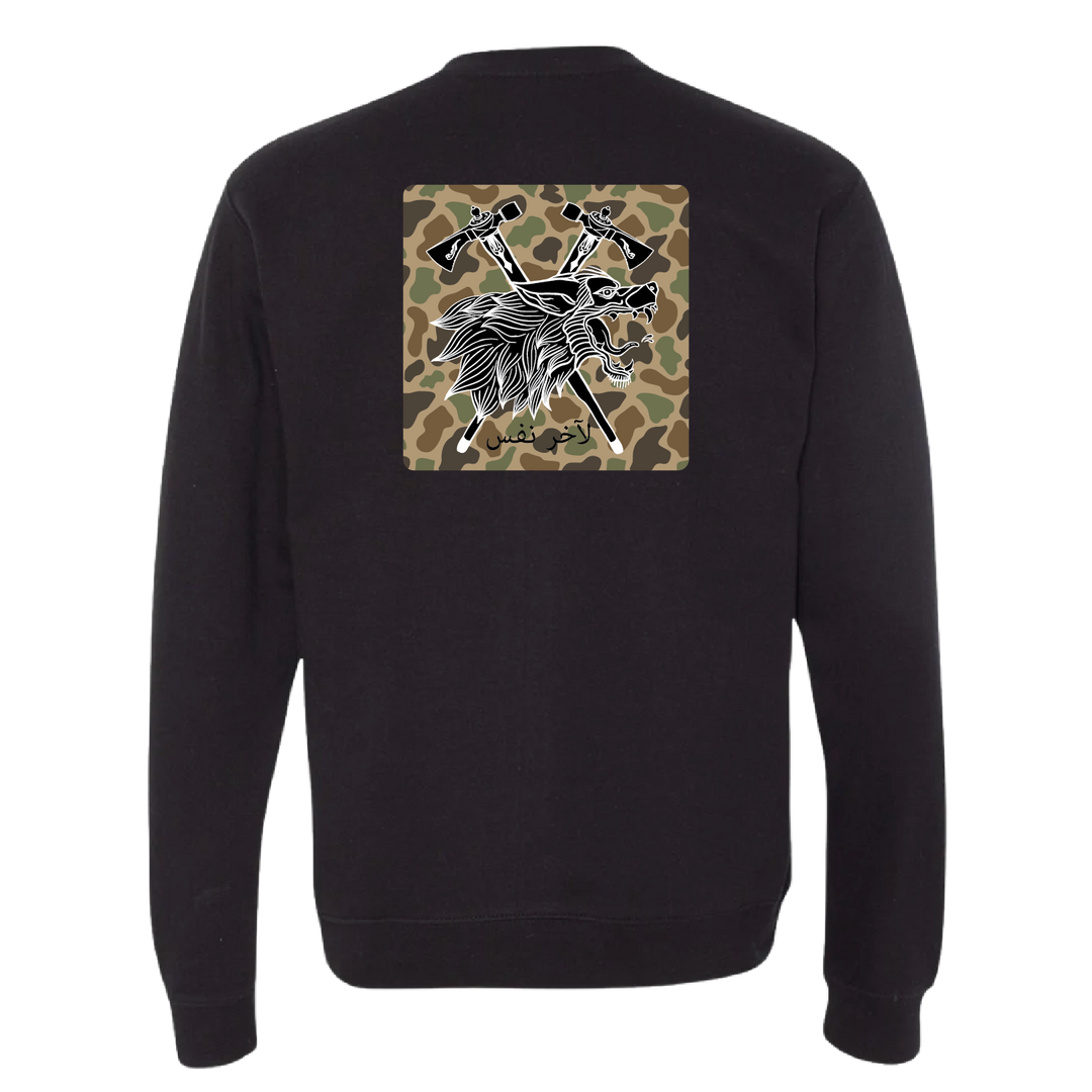 CAT633_CAMO_crewneck_black_back.png