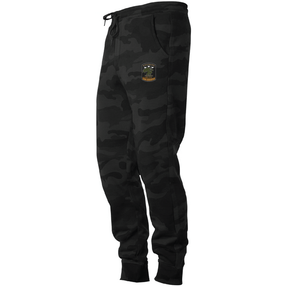 D CO 2-224_{unit}_sweatpants_blackcamo.png