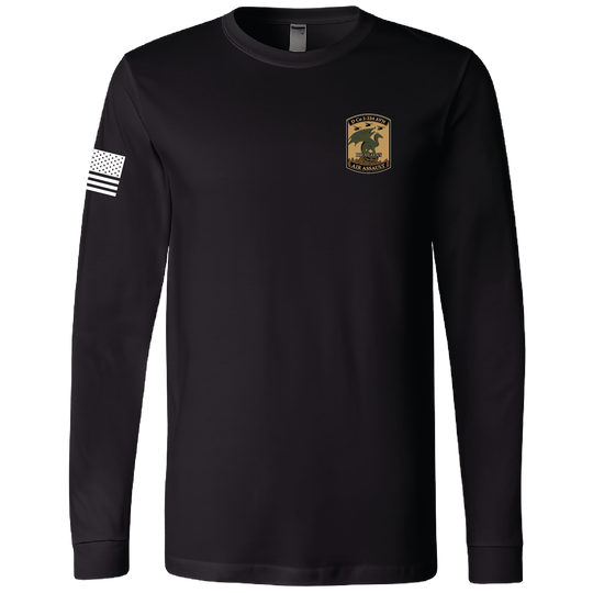 D CO 2-224_longsleeve_black_front.png