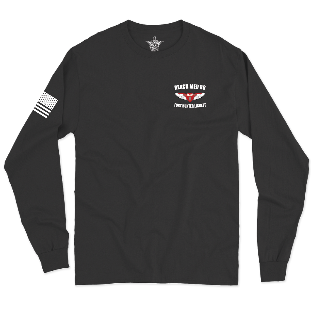 reach_longsleeve_black_front.png